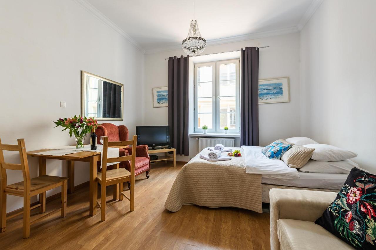 Miodowa Street P&O Serviced Apartments วอร์ซอ ภายนอก รูปภาพ
