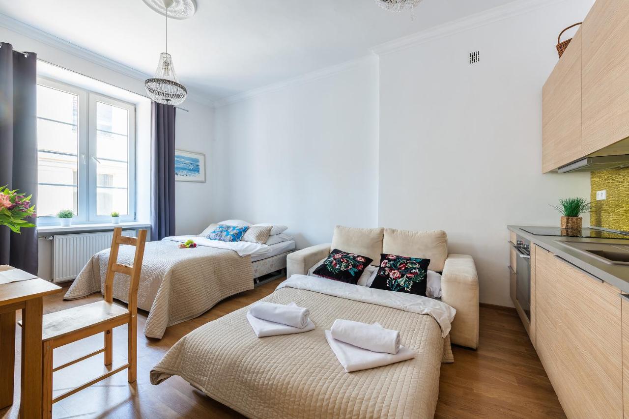 Miodowa Street P&O Serviced Apartments วอร์ซอ ภายนอก รูปภาพ
